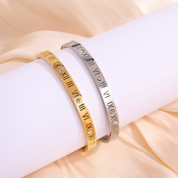 Titanarmband mit römischen Ziffern
