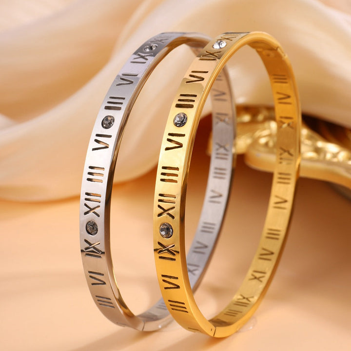 Titanarmband mit römischen Ziffern